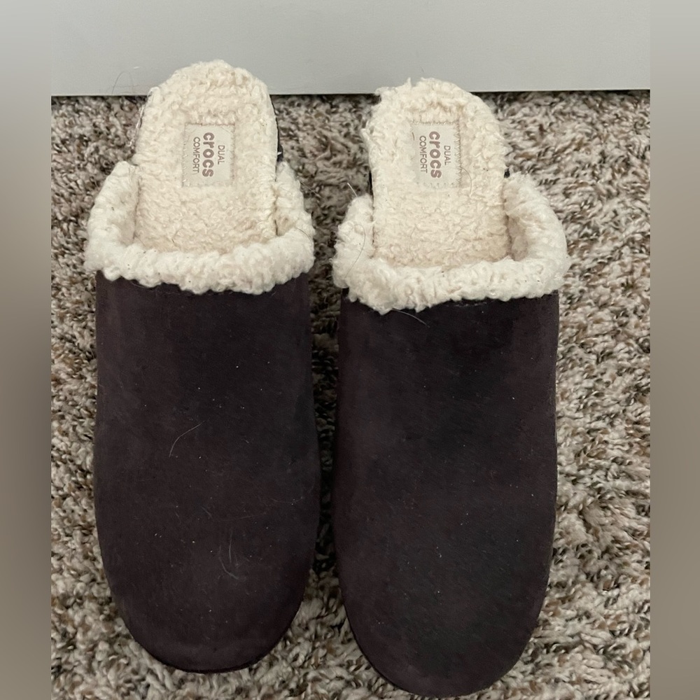 CROCS Brown lined clogs Womens size 9